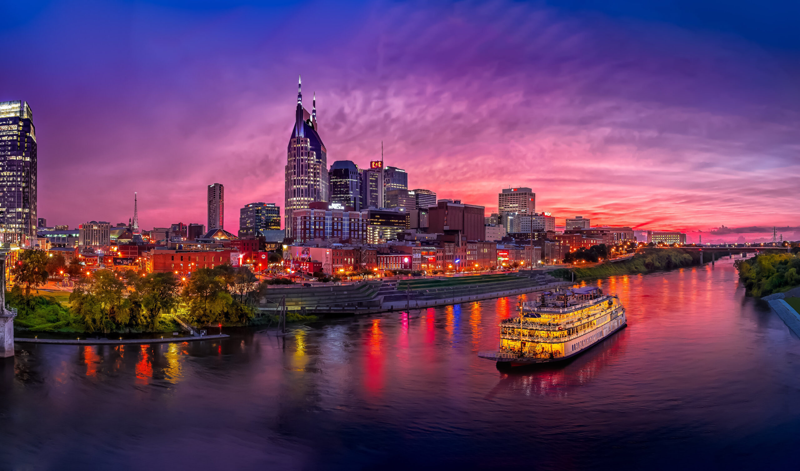 Nashvile,Skyline,Shortly,After,A,Storm Nashvile,Skyline,Shortly,After,A,Storm